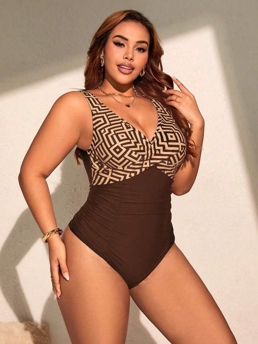 Jednodelni kupaći kostim za žene plus size sa geometrijskim printom i nabranim detaljima