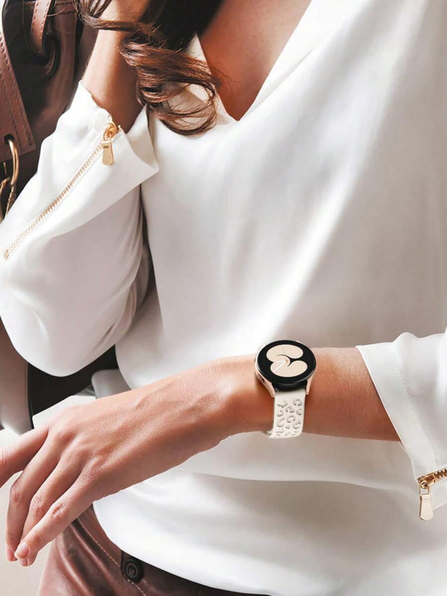 20mm dvobojna silikonska narukvica za sat sa cvetnim reljefom, kompatibilna sa Samsung Galaxy Watch 7 6 5 4 40mm 44mm/5 Pro/6 Classic 47mm/Watch 4 Classic/Active 2, 45mm/Watch 3/Watch 4 Classic 42mm 46mm Watch 6 47mm 43mm