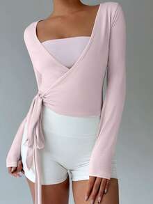 FavEase Women Light Pink V-Neck Long Sleeve Cropped Tight T-Shirt,Highly Elastic Soft Wrap Yoga Fitness Sports Top,Minimalist Summer Casual Brunch Essential