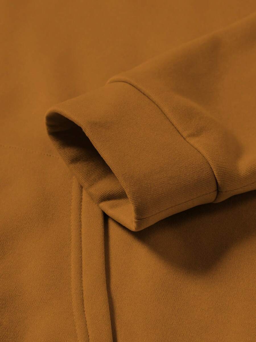 Muški set od 2 komada: duks sa kapuljačom sa printom i pantalone sa džepovima