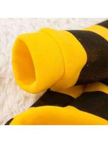 1pc Pet Hoodie, Cute Bee Design, Funny Transformation Sweatshirt For Small Cats & Dogs, Autumn/Winter Pet Clothing With Hood To Prevent Shedding
