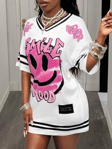 Slaydiva Women's White And Pink Summer Mini Dress,Atletic City Break Music Festival Sports Street V-Neck Smile Slogan Striped Print Loose Knitted Graphic Tee