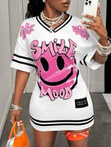 Slaydiva Women's White And Pink Summer Mini Dress,Atletic City Break Music Festival Sports Street V-Neck Smile Slogan Striped Print Loose Knitted Graphic Tee