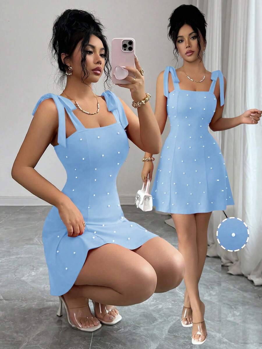 Ženska Elegantna Mini Haljina Jedinstvenog Dizajna sa Perlama i Mašnom