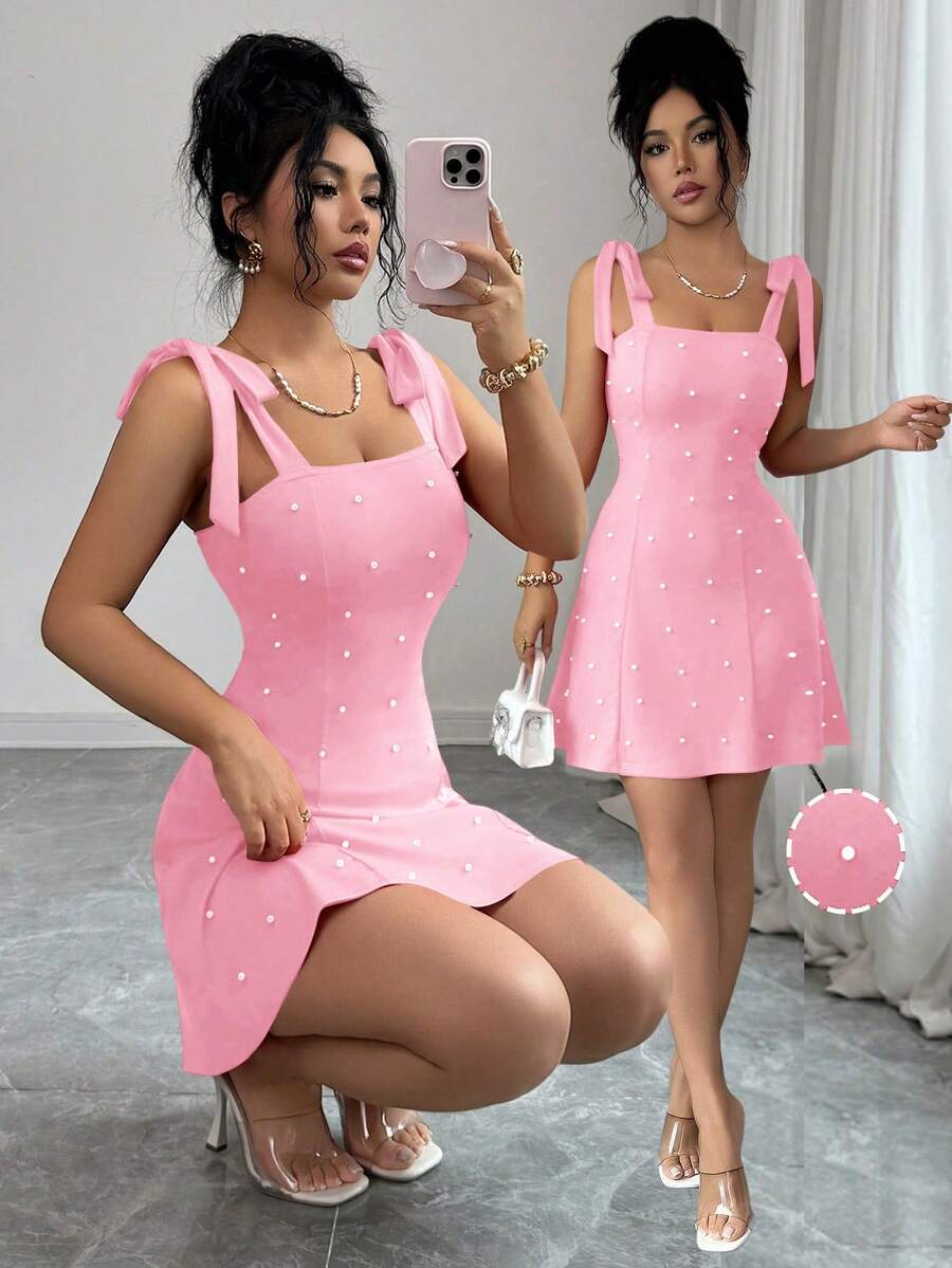 Ženska Elegantna Mini Haljina sa Perlama i Mašnom u Jednobojnoj Boji