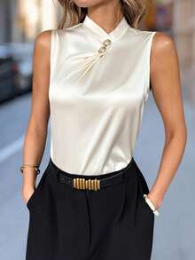 SHEIN Women's Elegant Commuter Casual Satin Sleeveless Shirt Summer Sleeveless Top For Work, Travel, Vacation, Or Special Occasions With Button Design.