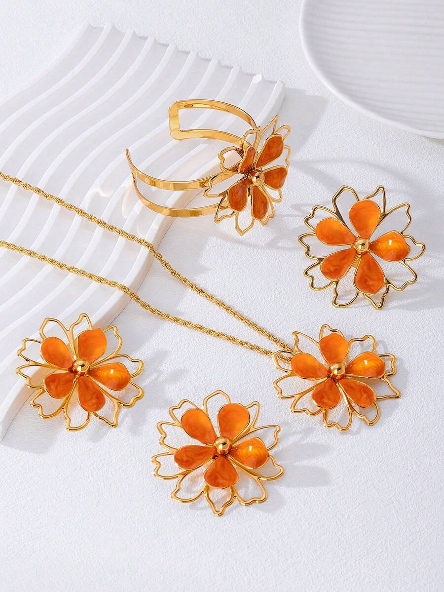 Narukvica sa dvostrukim završetkom, emajlirana cvetna cuff narukvica
