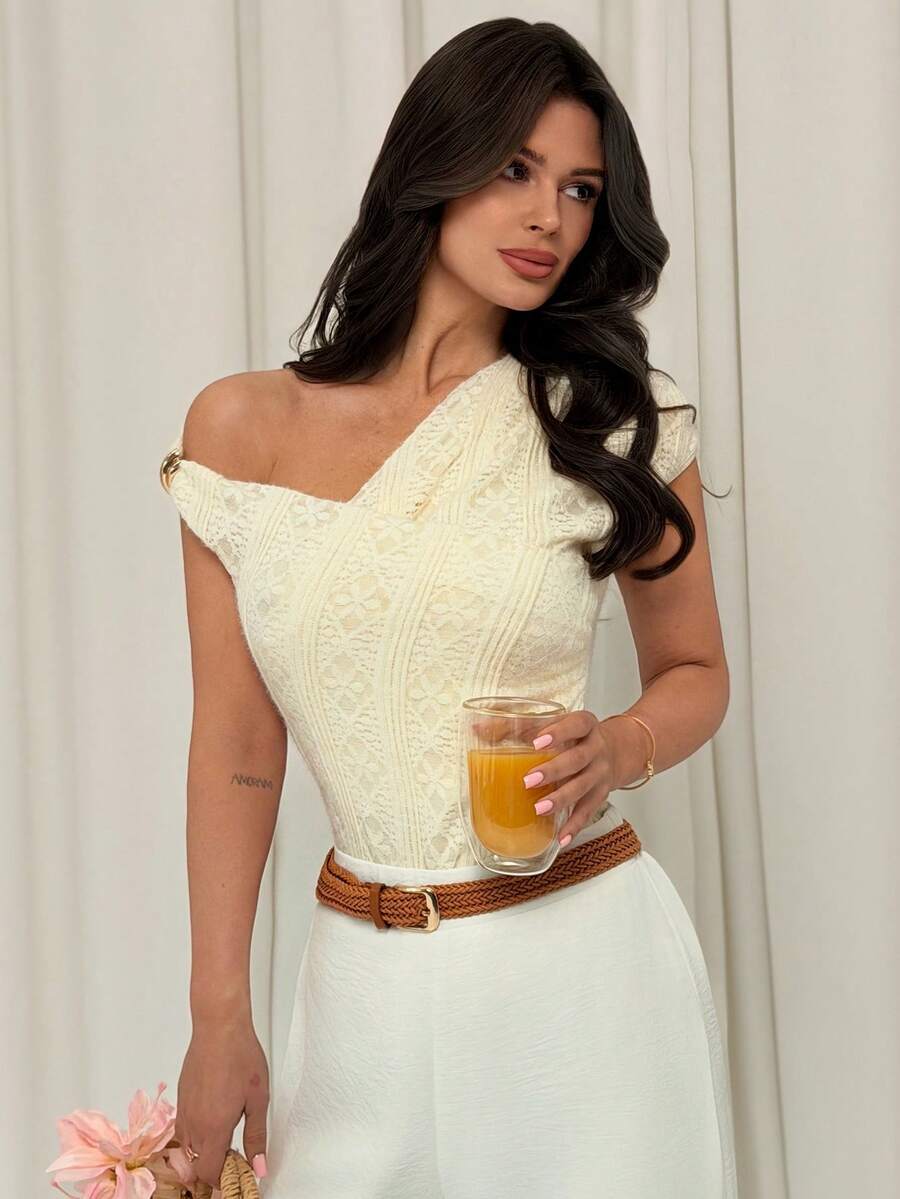 Asimetrična Uska Bela Majica, Elegantna