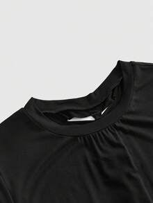 ROMWE Spring/Summer Women's Y2K Babe Waist Cinching Backless Hollow Design Sexy Solid Color Minimalist Women's Crew Neck Short Sleeve T-Shirt