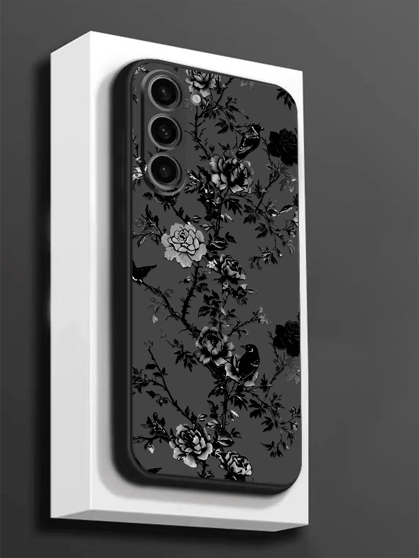 Luksuzna crna modna maskica za telefon sa cvetnim dezenom, premium anti-shock i anti-slip, kompatibilna sa Galaxy A04e/A05s/A13/A14/A15/A34/A35/A50/A52/A53/A54/S21/S22/S23/S24/S25/S25Ultra/24fe