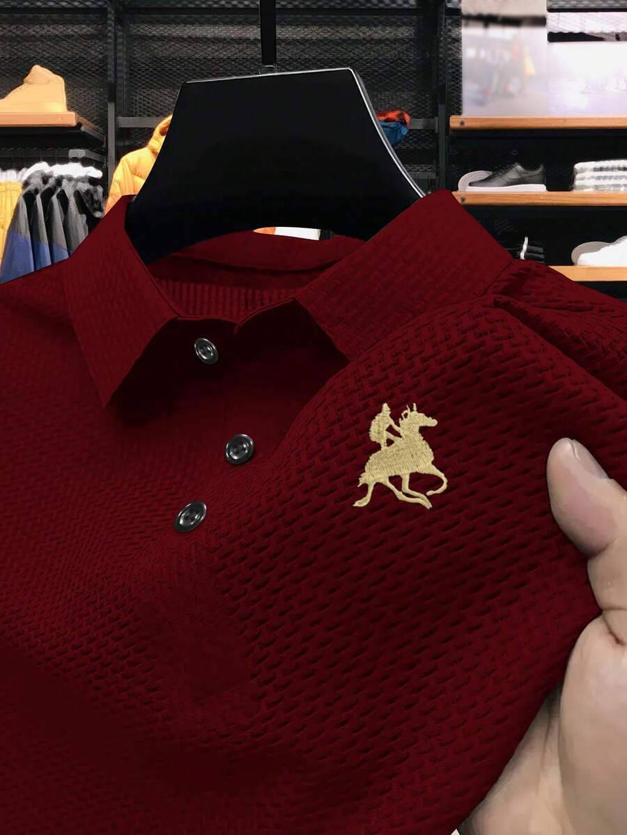 Elegantna muška polo majica sa vezenim uzorkom