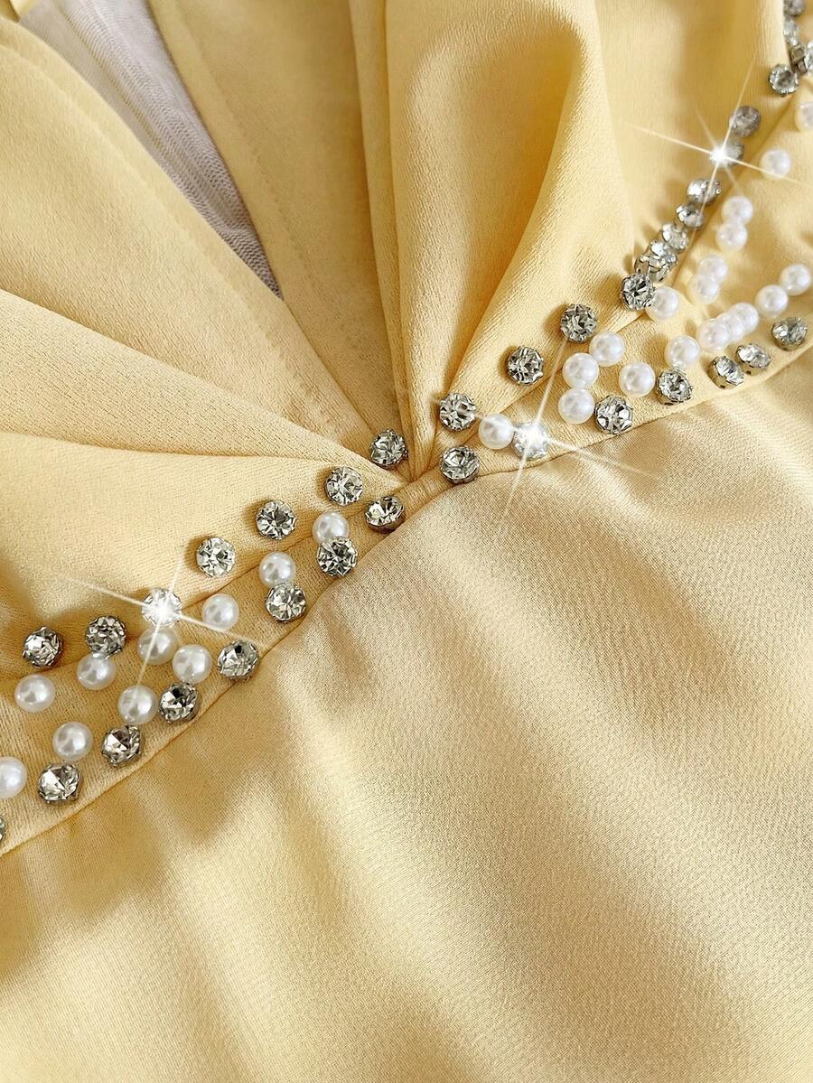 Elegantna romantična lepršava haljina za žene plus size sa V-izrezom