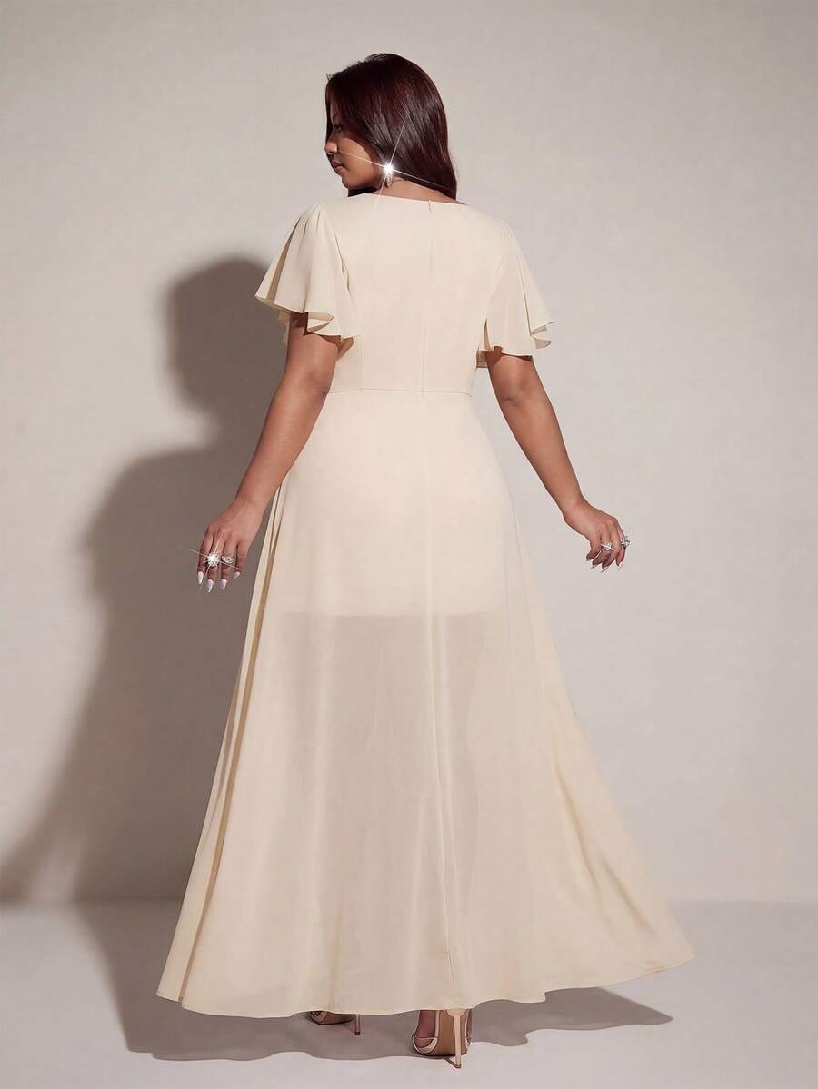 Elegantna romantična lepršava haljina za žene plus size sa V-izrezom