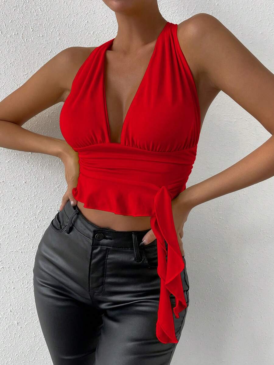 Seksi Top sa Dubokim Izrezom