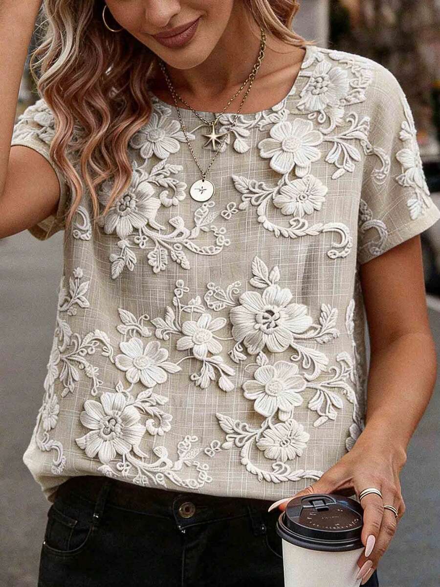 Ženska majica sa čipkastim printom – Udoban Casual Stil
