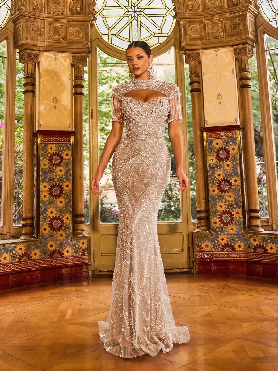 Elegantna duga ženska haljina kroja sirena, sa srcastim izrezom
