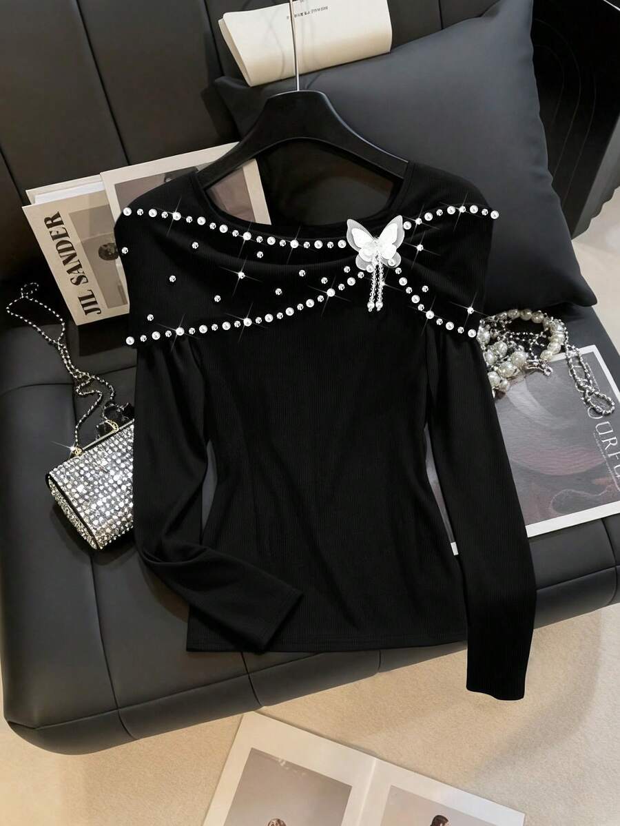 Clasi Majica plus size od crnog pletenog materijala, regular kroja, dugih rukava, sa perla detaljima