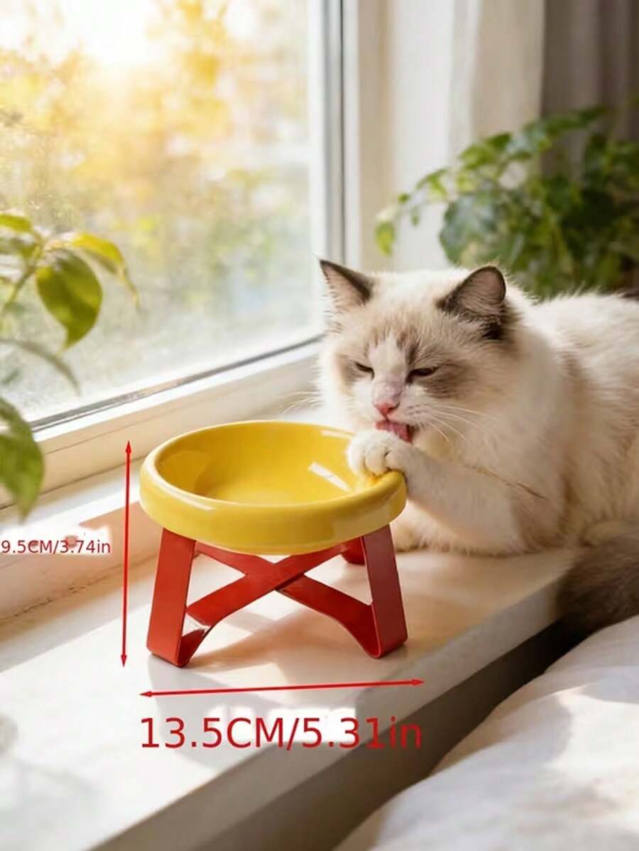 Povišena posuda za hranu za ljubimce sa nagibom od 15°