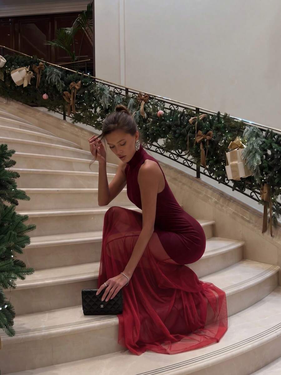 Elegantna haljina od pletene tkanine jednobojna / proleće i jesen