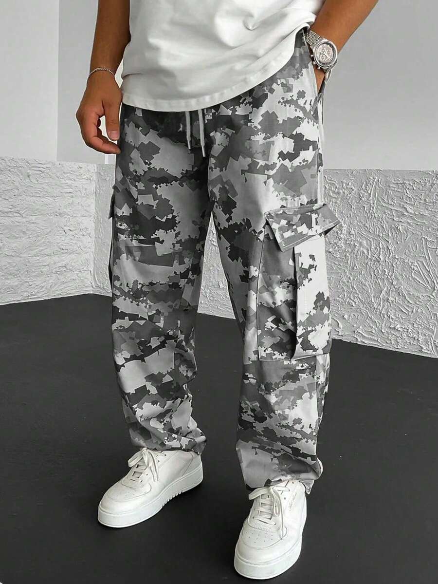 Muške cargo pantalone ravnog kroja, široke, sa kamuflažnim printom