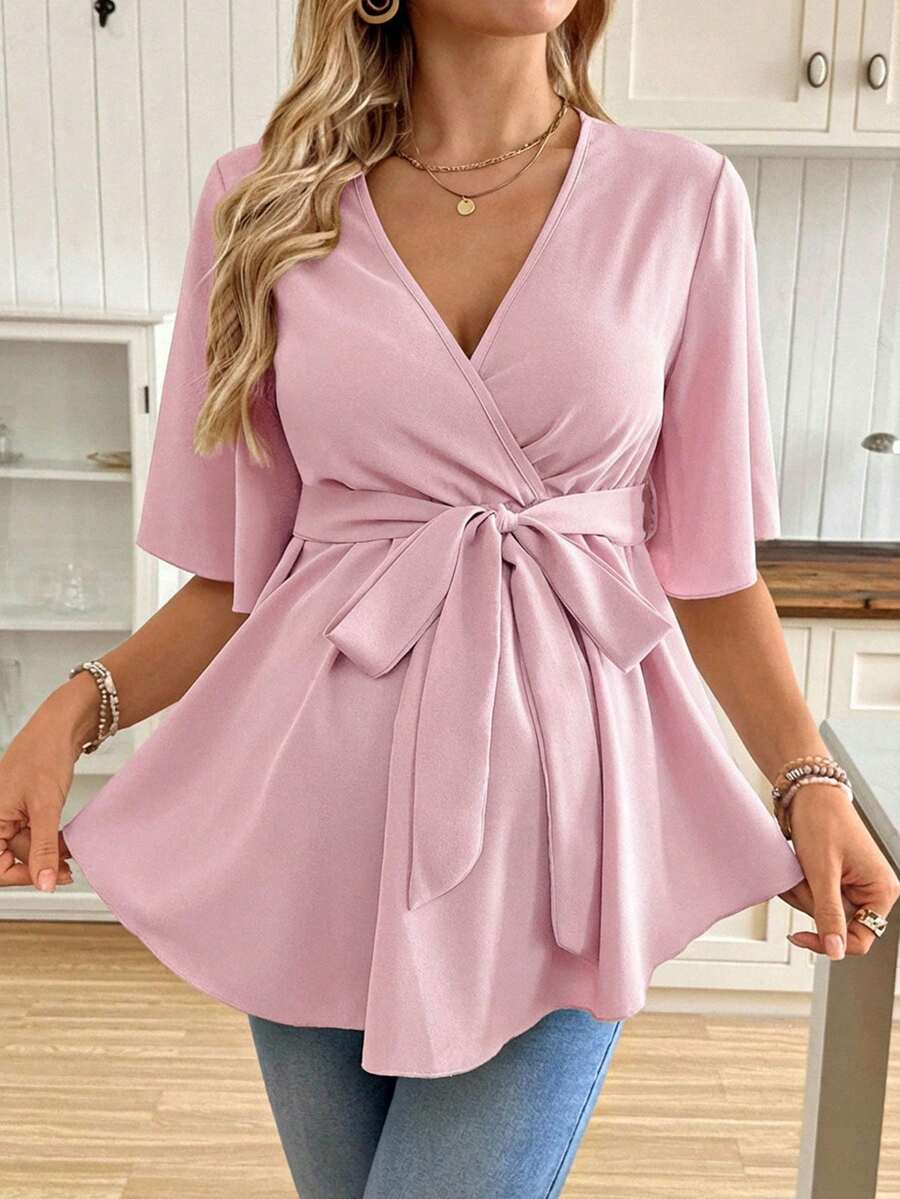 Bluza sa V-izrezom, volanima i pojasom, top za trudnice