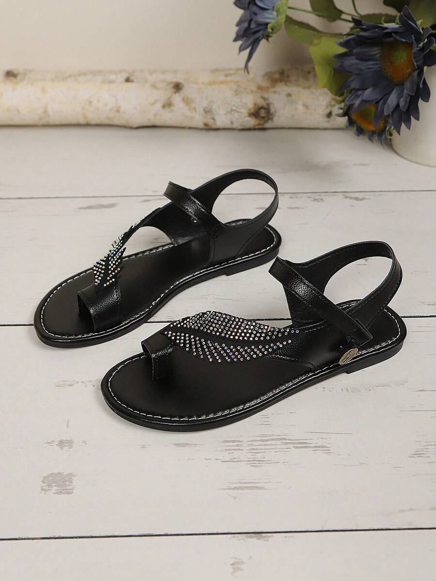 Ženske sandale sa dekoracijom lista