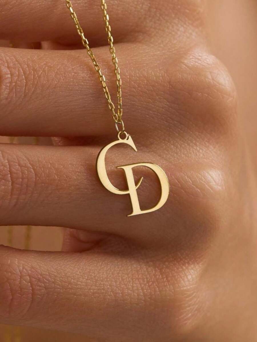 Elegantna personalizovana ogrlica sa priveskom sa kombinacijom dva slova