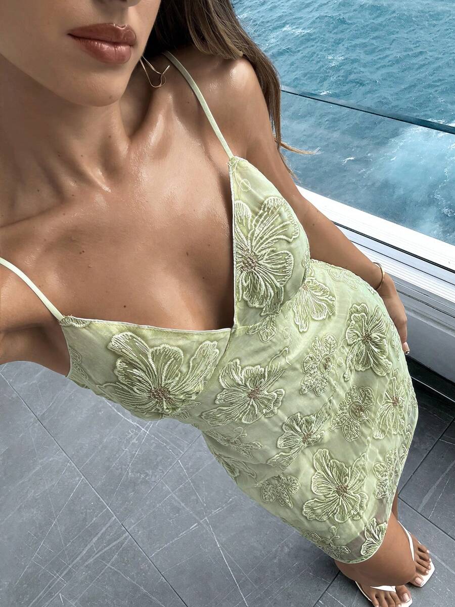 Ženska Elegantna Mini Haljina sa Dubokim V-Izrezom