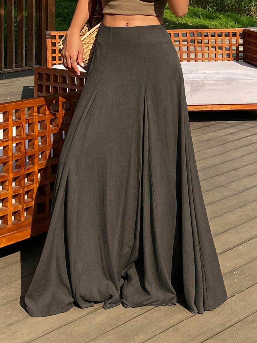 Ženska duga suknja u kišobran kroju, široka, jednobojna, elegantna