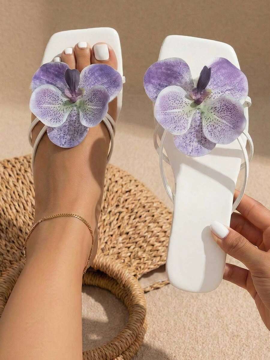 Ženske  sandale sa 3D cvetnim dekorom