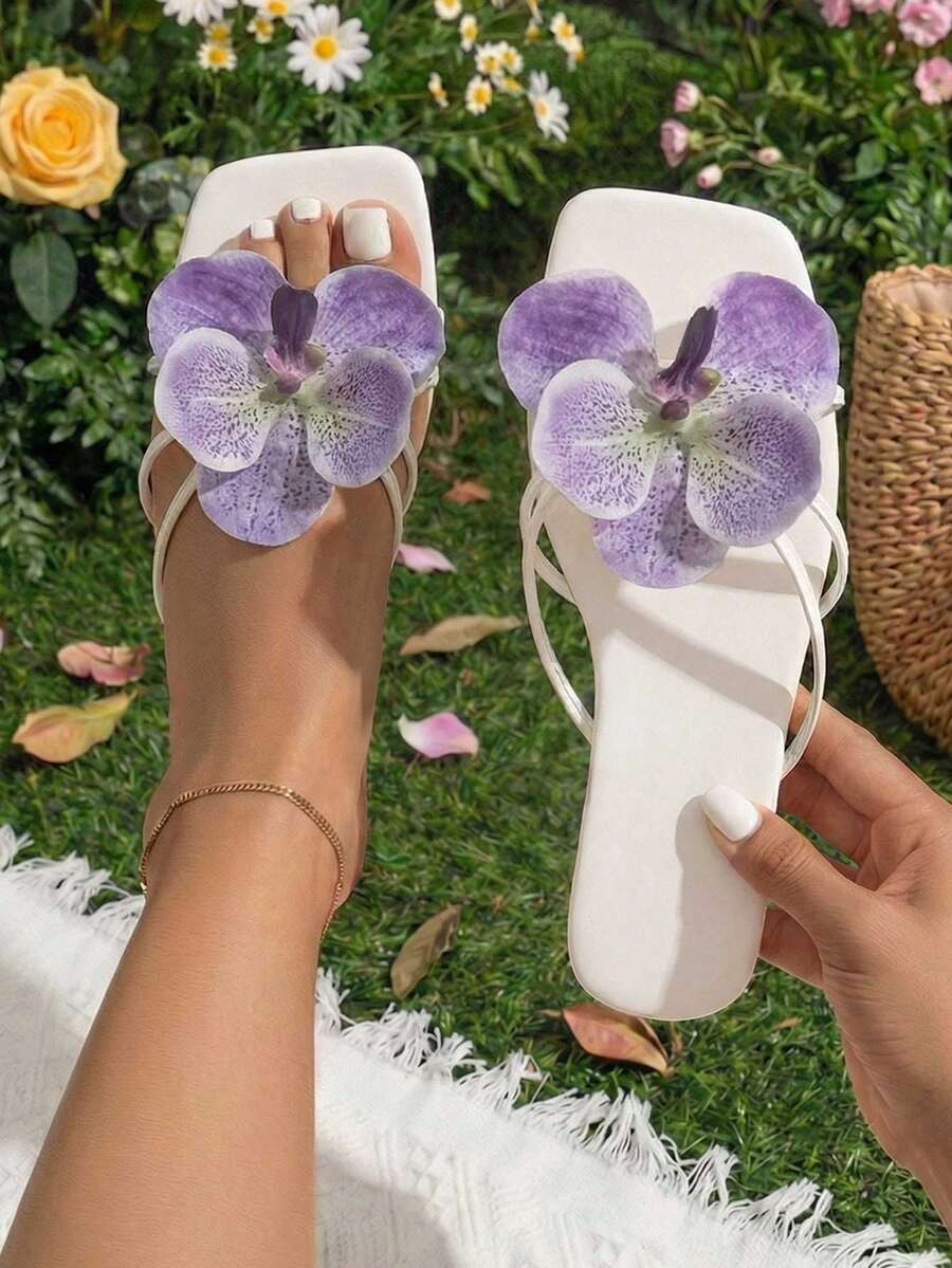 Ženske  sandale sa 3D cvetnim dekorom