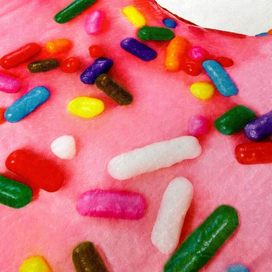 Udobno flanelsko ćebe sa printom krofni – mekano, toplo i udobno ćebe