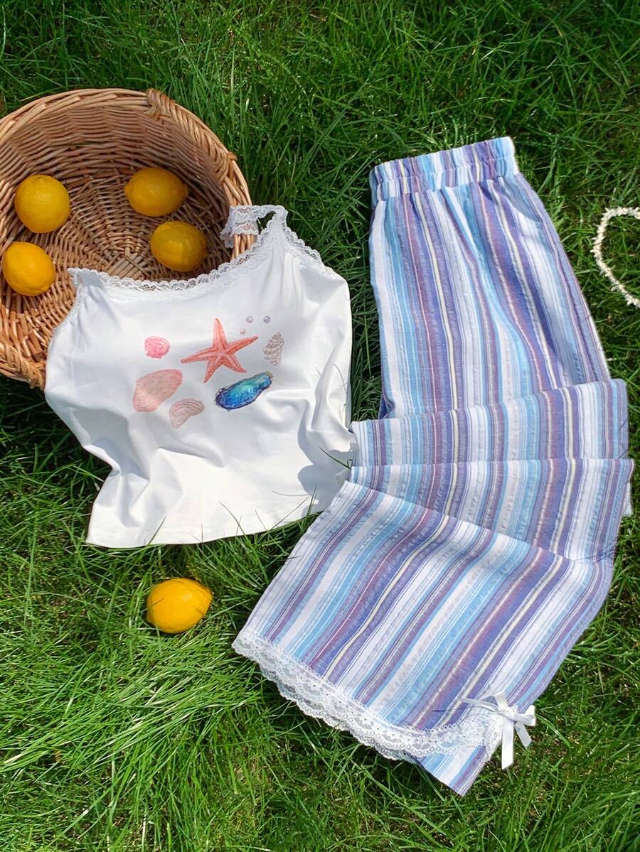 Ženski komplet  Majica sa Čipkastim Rubom i Prugaste Pantalone