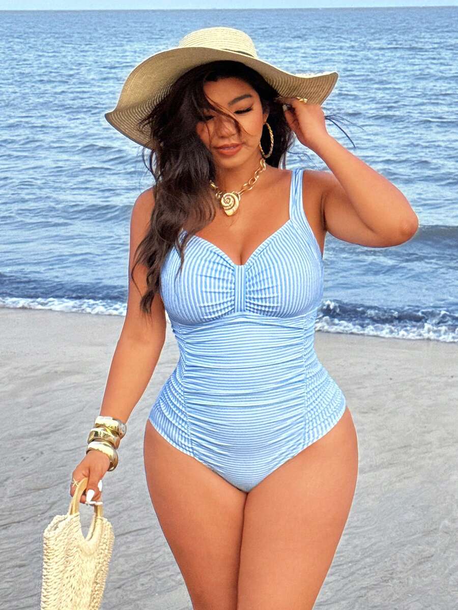 Jednobojni jednodelni kupaći kostim za žene plus size sa nabranim detaljima