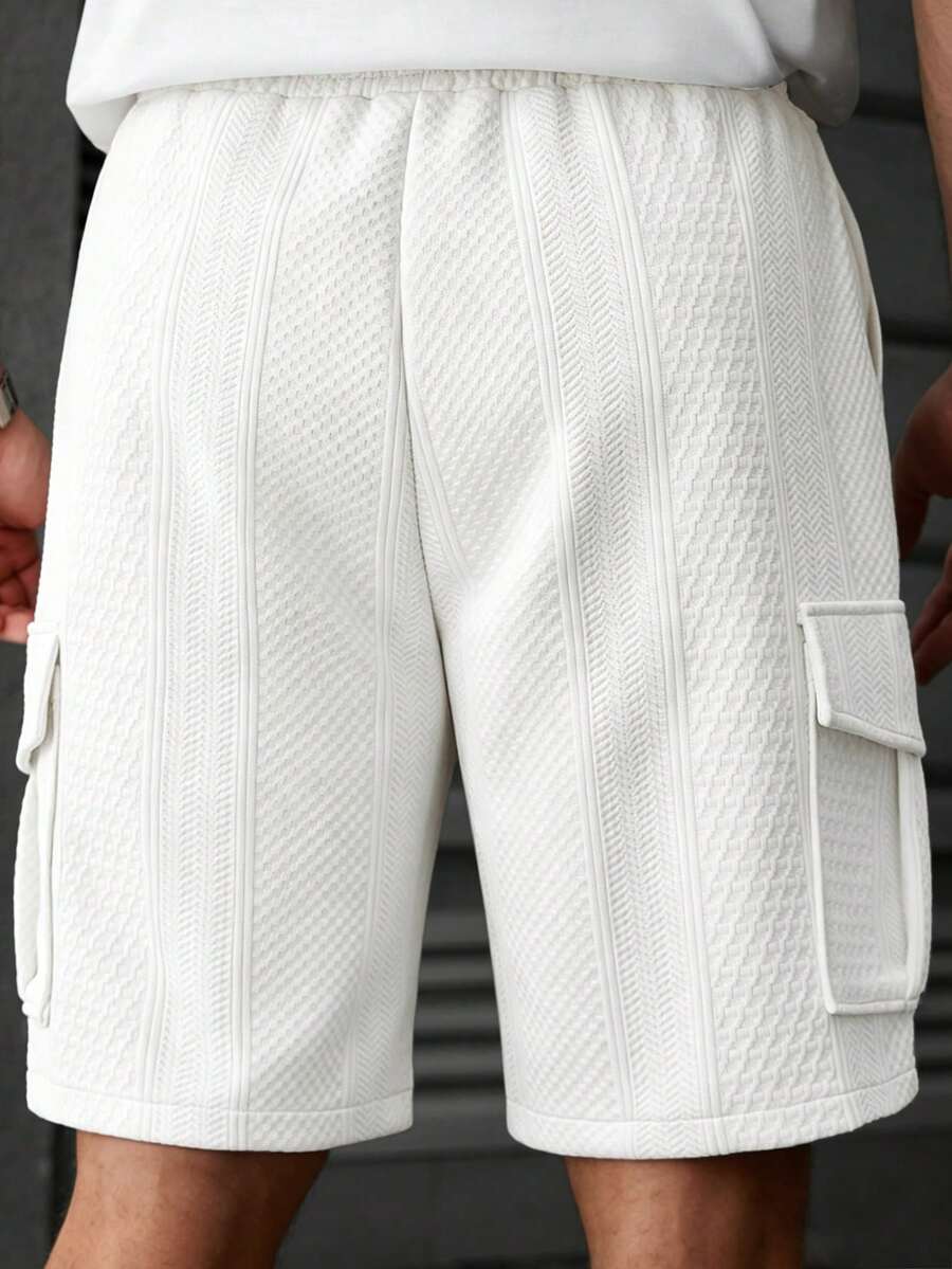 Muške letnje ležerne kratke pantalone sa teksturiranim materijalom i pertlom u struku