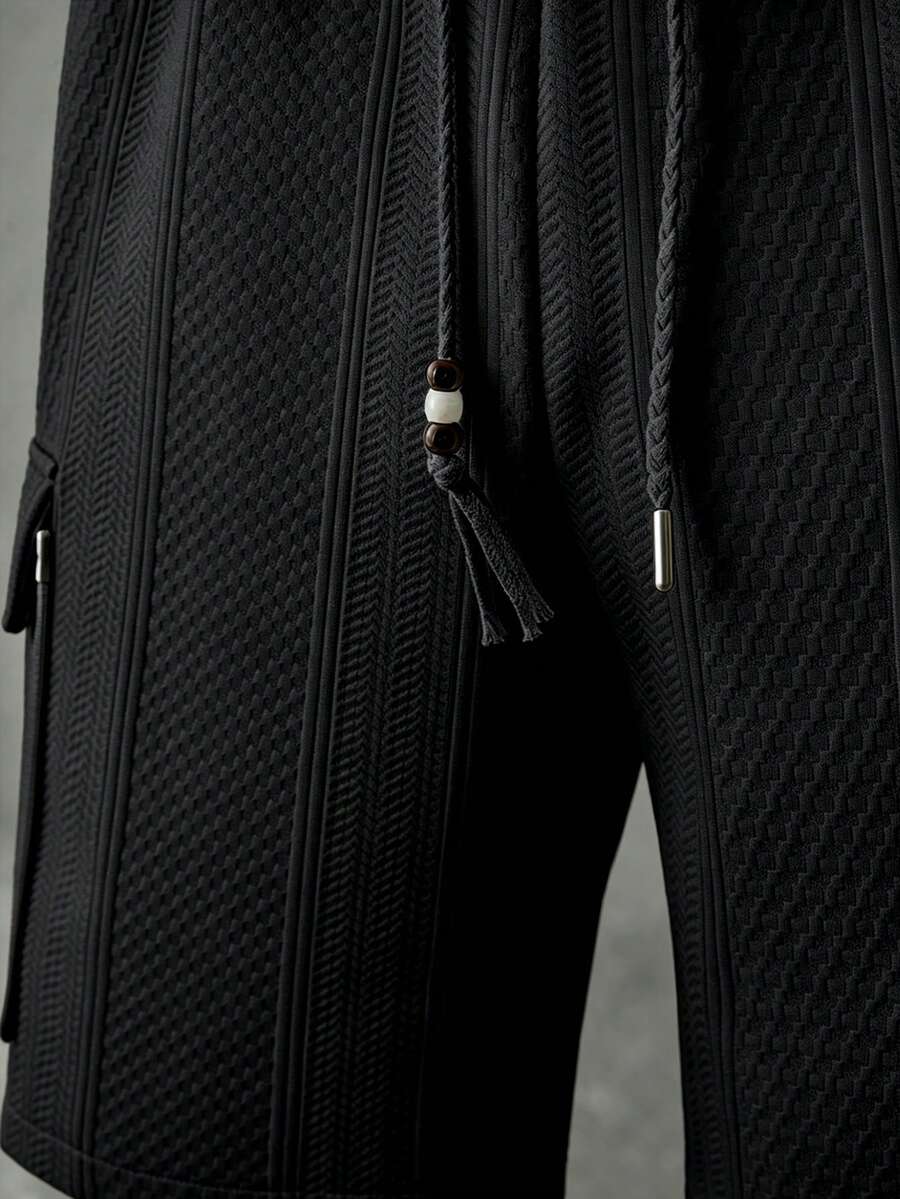 Muške letnje ležerne kratke pantalone sa teksturiranim materijalom i pertlom u struku