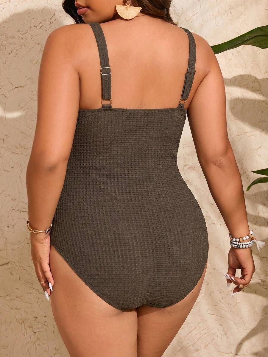 Jednobojni jednodelni kupaći kostim za žene plus size sa nabranim detaljima