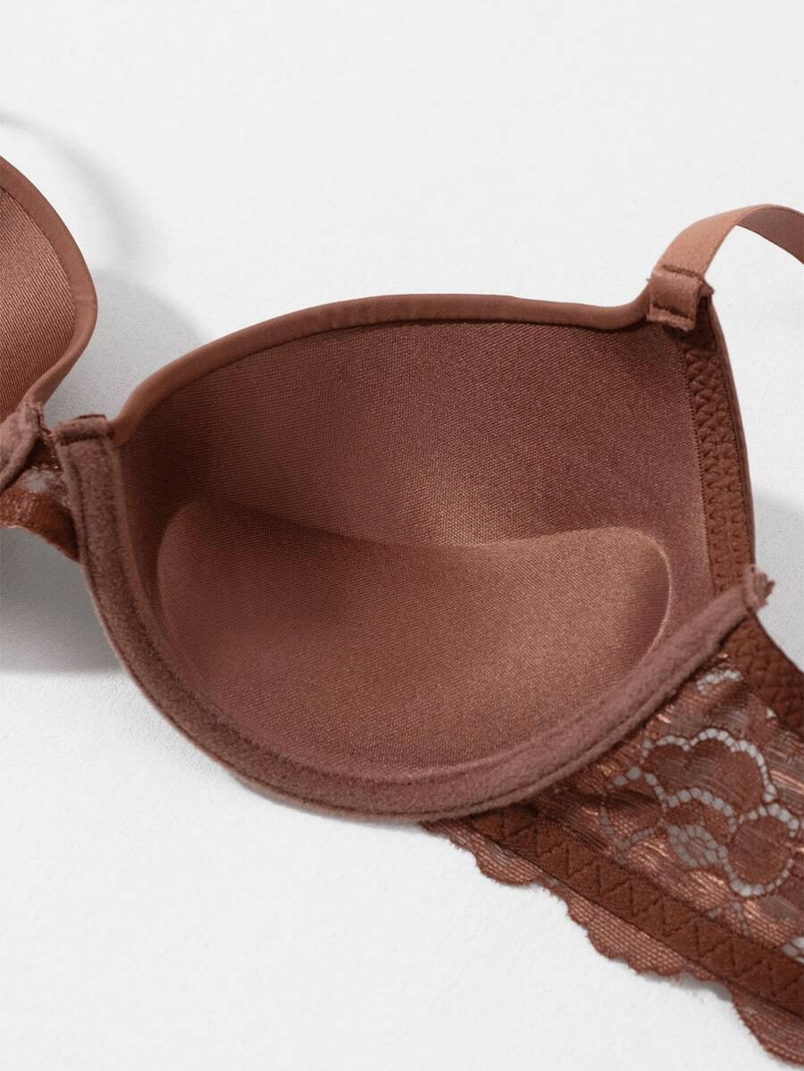 Set od 3 komada push-up grudnjaka sa tankim punjenjem