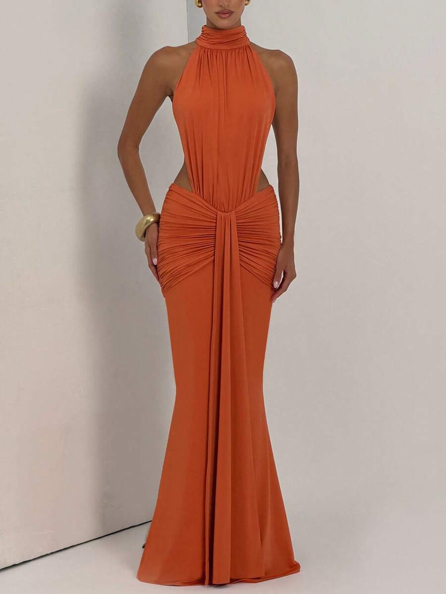 Elegantna uska duga haljina bez leđa