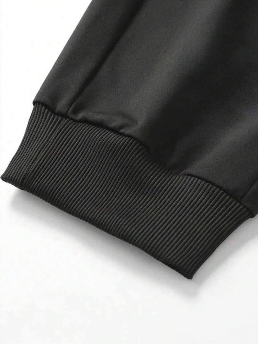 Muški jesenji/zimski komplet sa jaknom dugih rukava sa printom i suženim pantalonama sa pertlom u struku