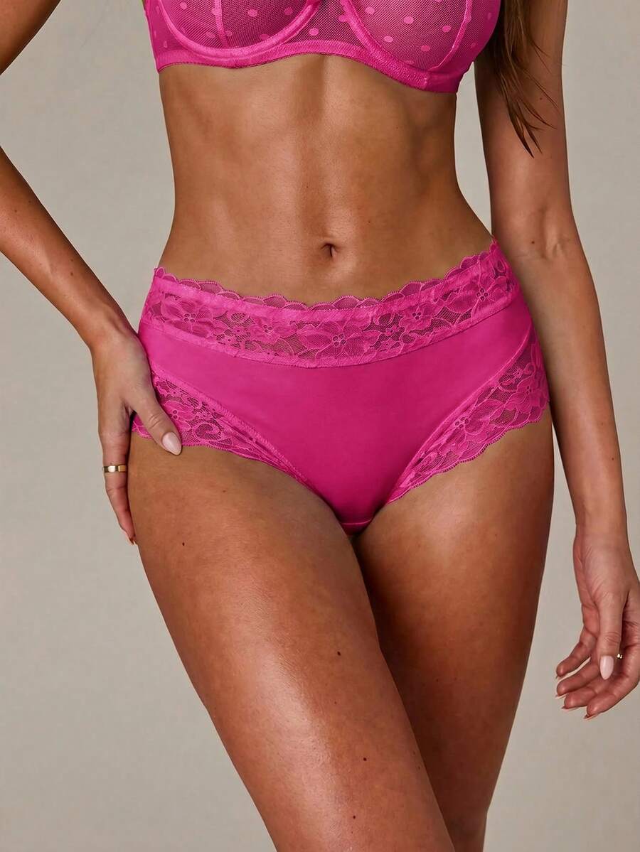 Ženske jednobojne bikini gaćice sa čipkastim umetkom