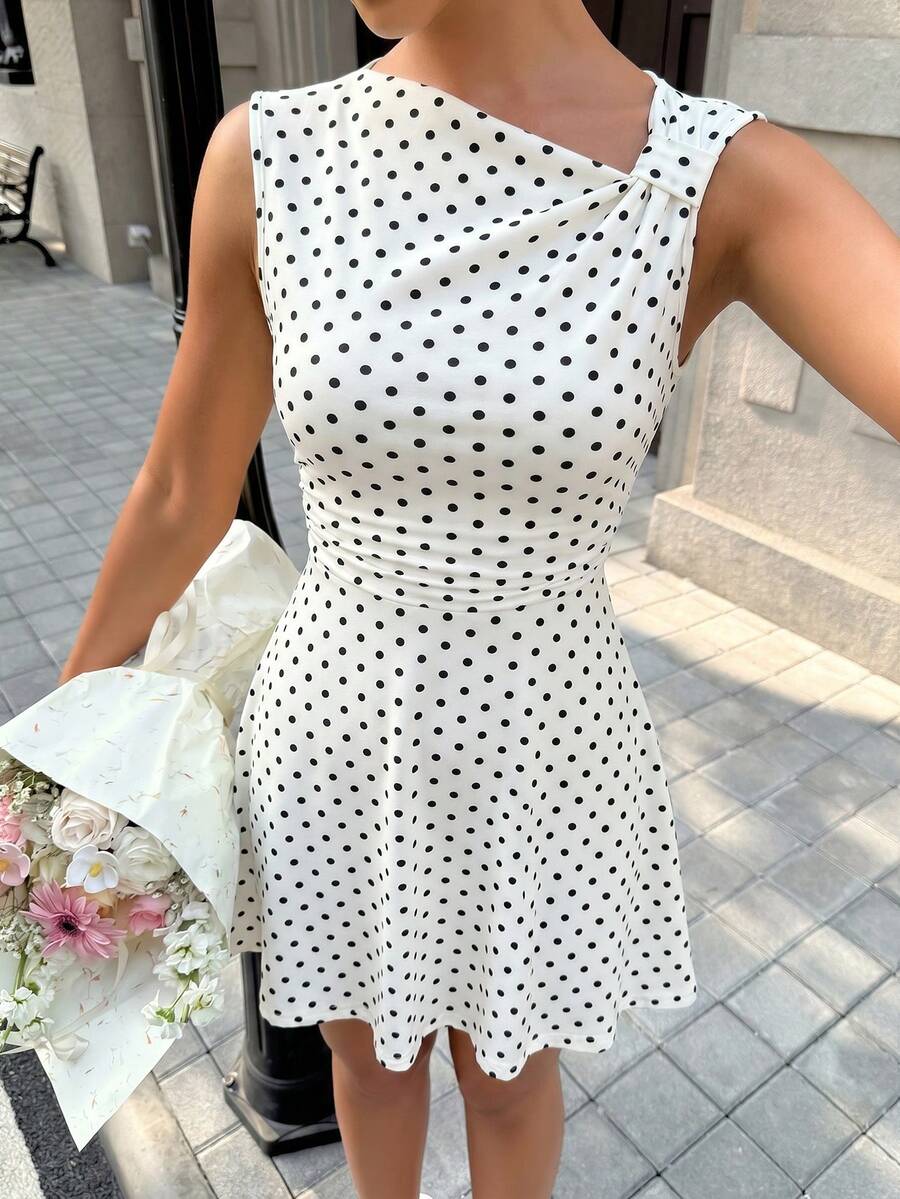 Elegantna i slatka A-line mini haljina