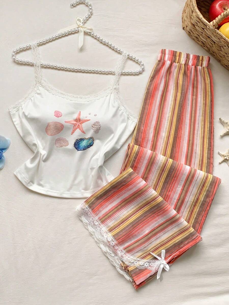 Ženski komplet  Majica sa Čipkastim Rubom i Prugaste Pantalone