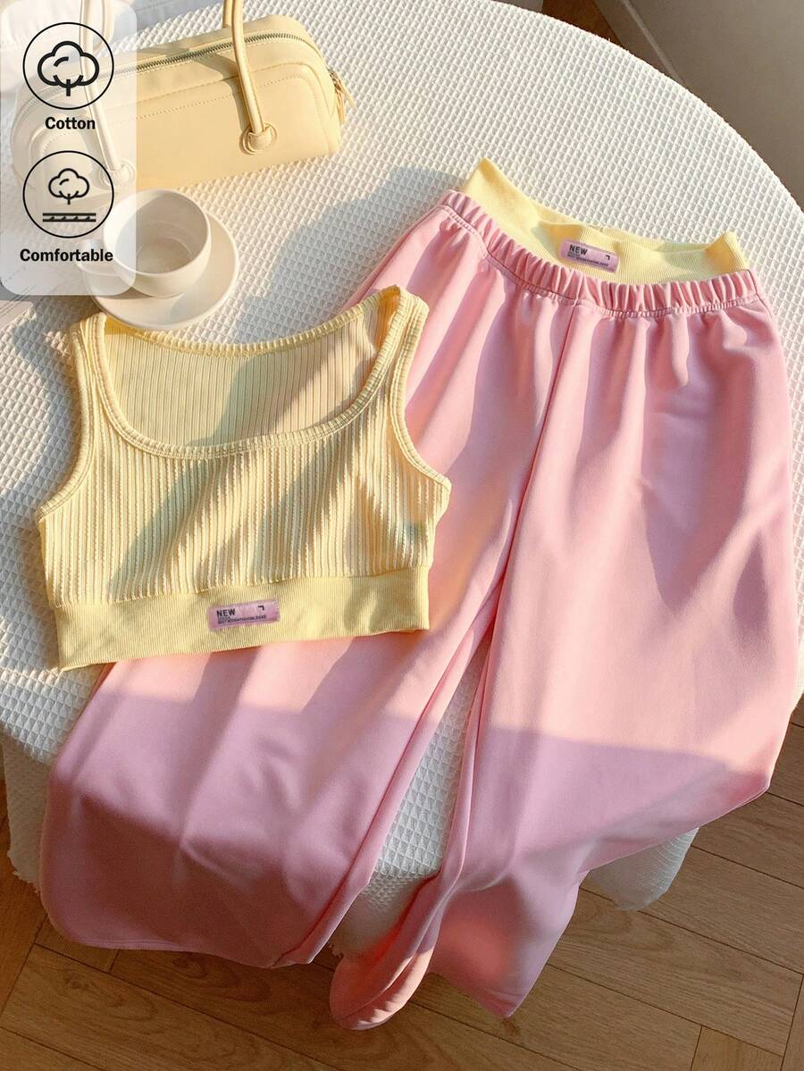 2kom/Set Ženska majica sa printom i kontrastne boje pantalone