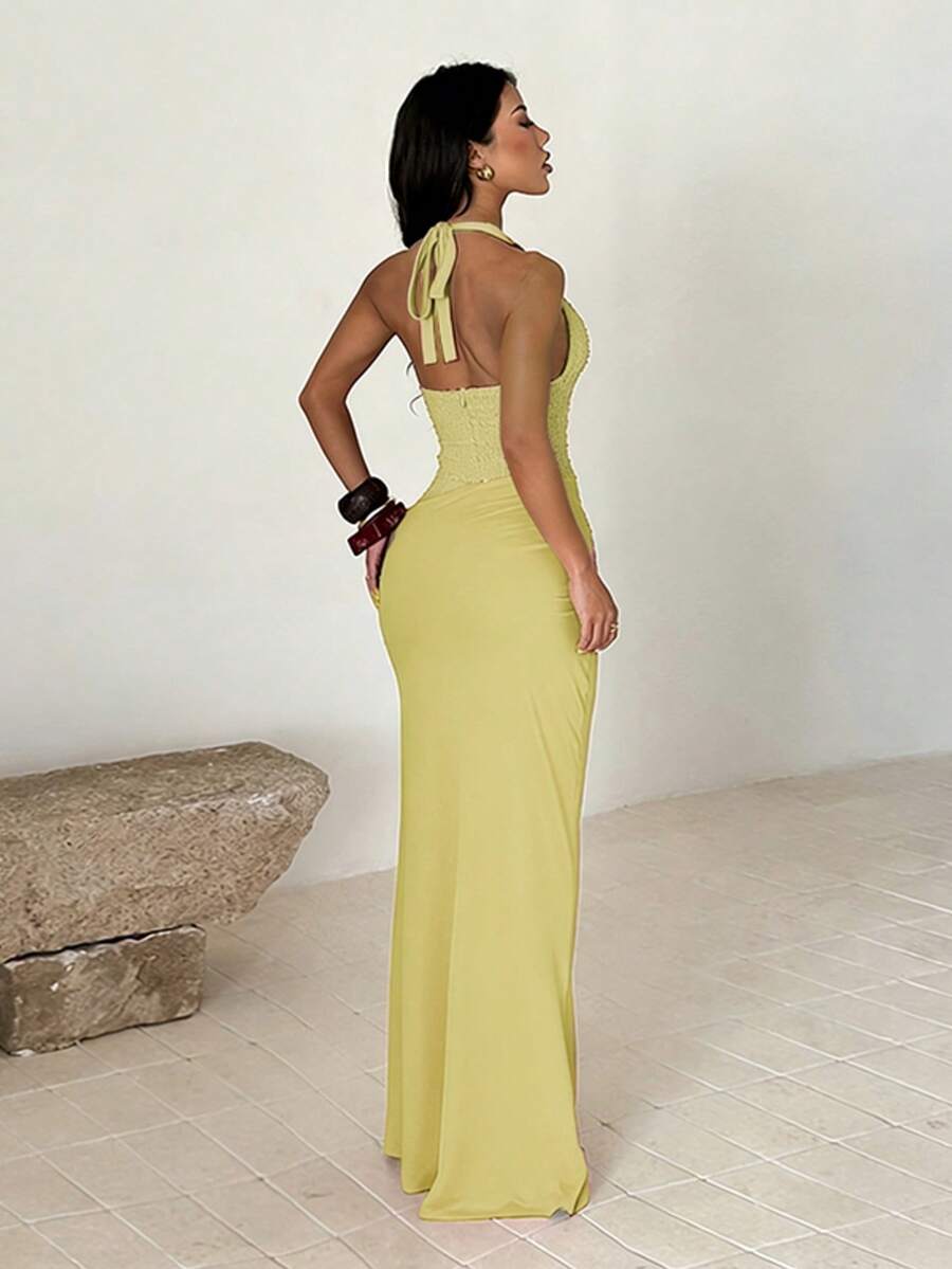 Elegantna Letnja Čipkana Haljina sa Halter Ovratnikom