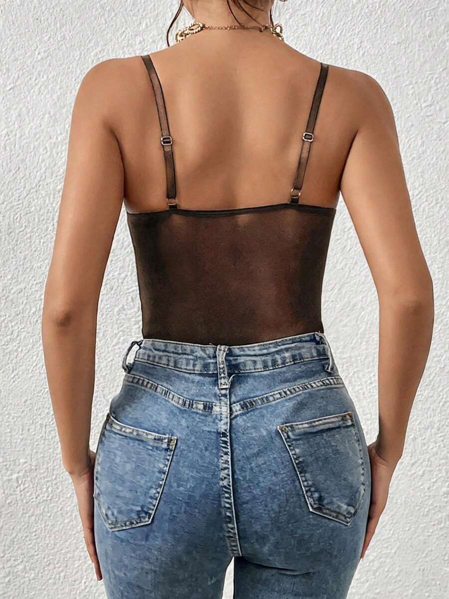 Seksi šik bodi u francuskom stilu, čipkani providni mrežasti materijal sa žicom