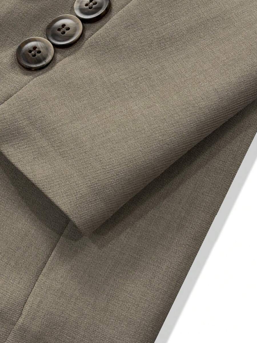 Muški set sako sa prugastim printom  i pantalona za odelo