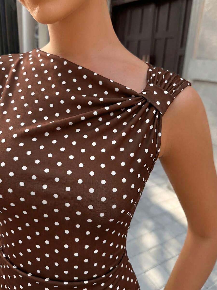Elegantna i slatka A-line mini haljina