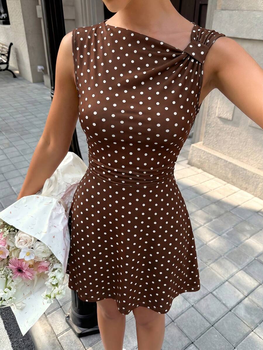 Elegantna i slatka A-line mini haljina