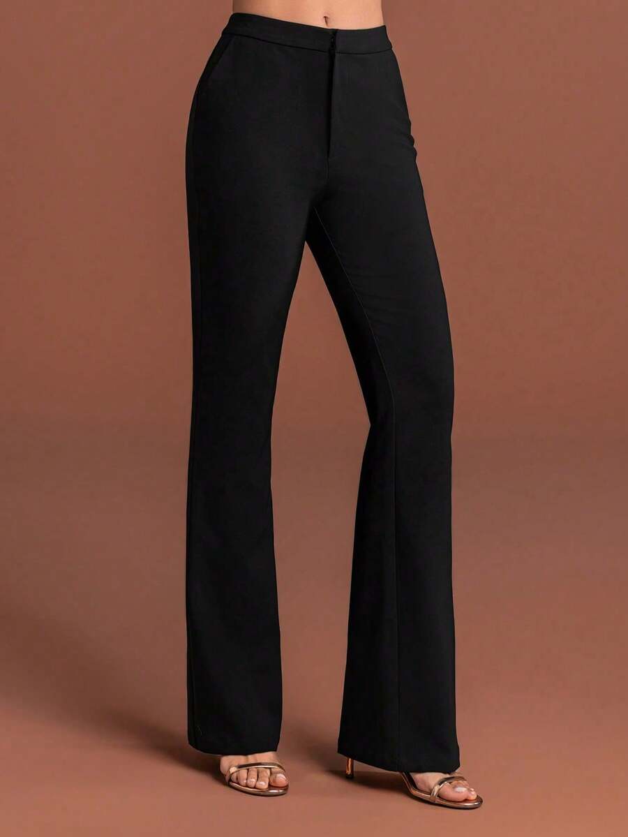 Ženski set od 2 dela sa cvetnim ukrasom od kristala, uski sako + široke pantalone
